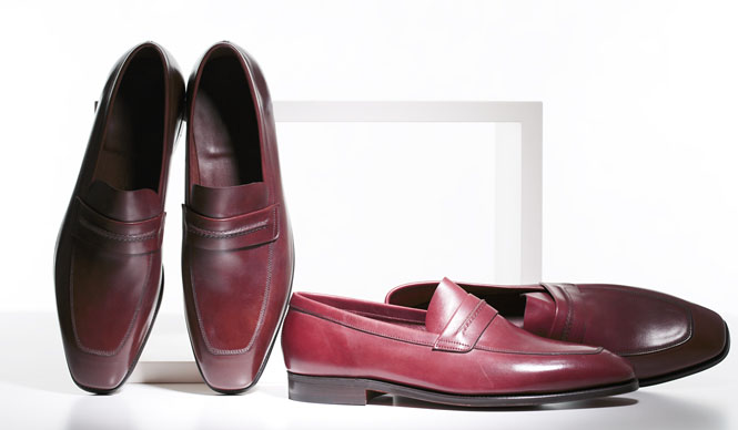 スーツにスマートな印象を与える新作ローファー「WISLEY」｜JOHN LOBB