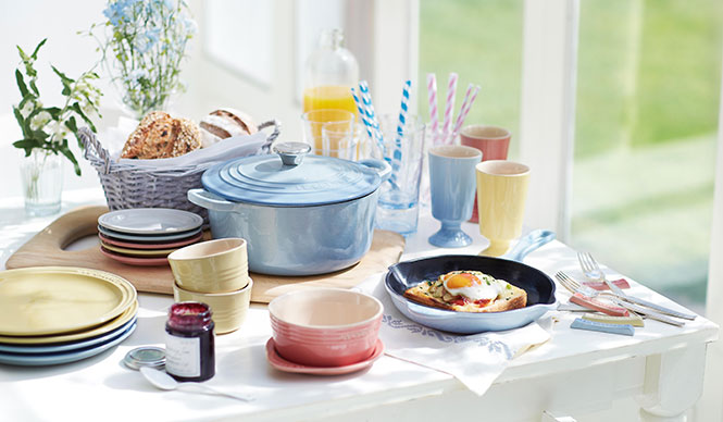 2015年春夏コレクション発表 スキレットやココットの新色も|LE CREUSET