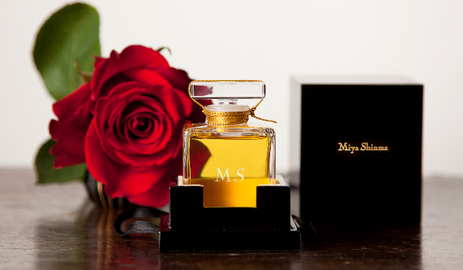 Miya Shinma PARFUM｜ミヤ シンマ パルファン パリ在住の日本人女性が仕立てるオーダーメイドの香水