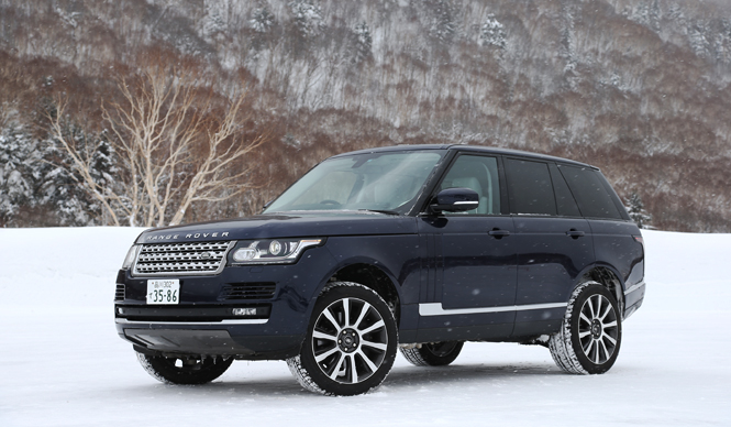 最新レンジローバーでスノーロードを駆ける|Range Rover