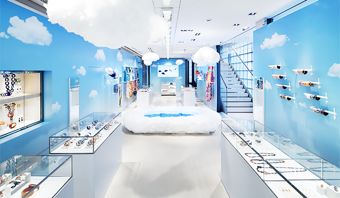 スマフォを使った体験型イベント「エルメスの空中散歩」が開催中｜HERMÈS