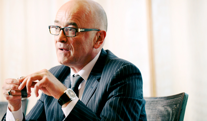 ブルガリのプレ・バーゼル新作が日本にもお目見え！｜BVLGARI