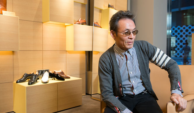 操上和美が「ジョンロブ バイリクエスト フェア 2015」でブーツをオーダー｜JOHN LOBB