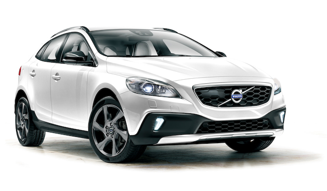 最新エンジンを搭載したボルボV40クロスカントリー限定車｜Volvo