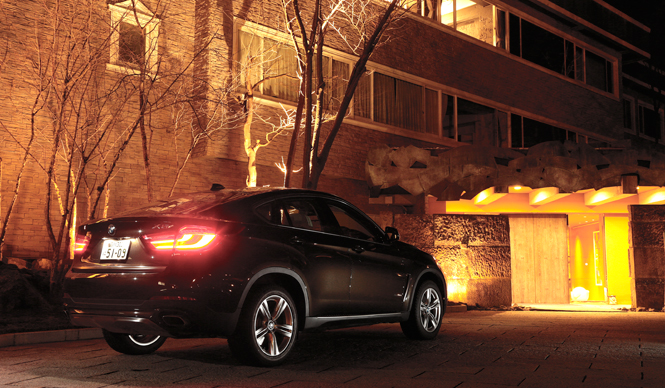 BMW X6がいざなう北陸の“大人の隠れ家”|BMW