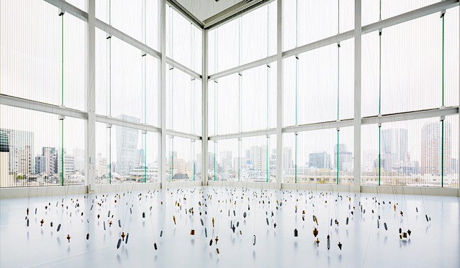 エスパス ルイ・ヴィトン東京で『Le fil rouge』 |ESPACE LOUIS VUITTON TOKYO