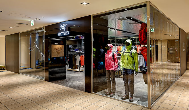 西日本初の直営店「アークテリクス 大阪E-ma店」がオープン｜ARC’TERYX