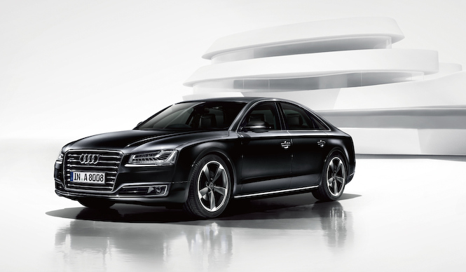 アウディA8に2台の特別仕様車|Audi