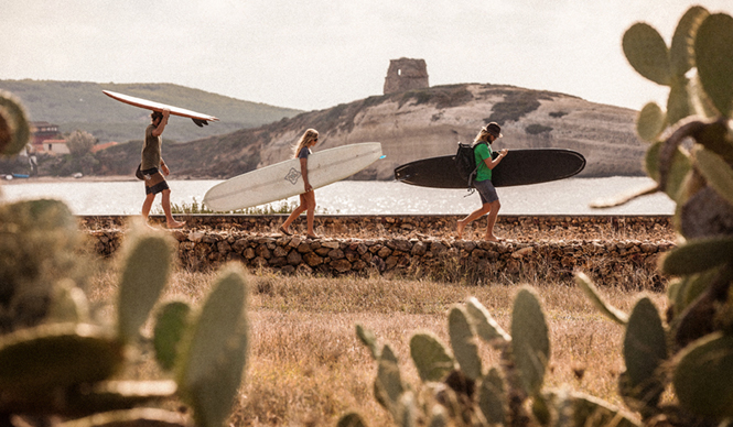 サーファーが自分探しの旅に出るドキュメンタリー・ロードムービー『ベラ・ヴィータ』|MOVIE