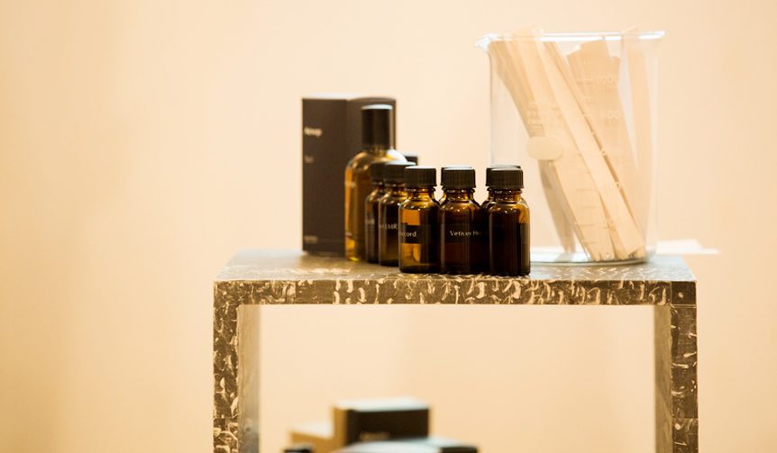 穏やかに漂う暗黙のフレグランス、Tacit誕生｜Aēsop