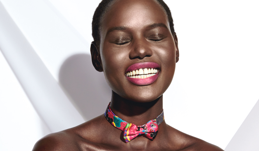 エルメスからユニークなミニボウタイが登場|HERMÈS