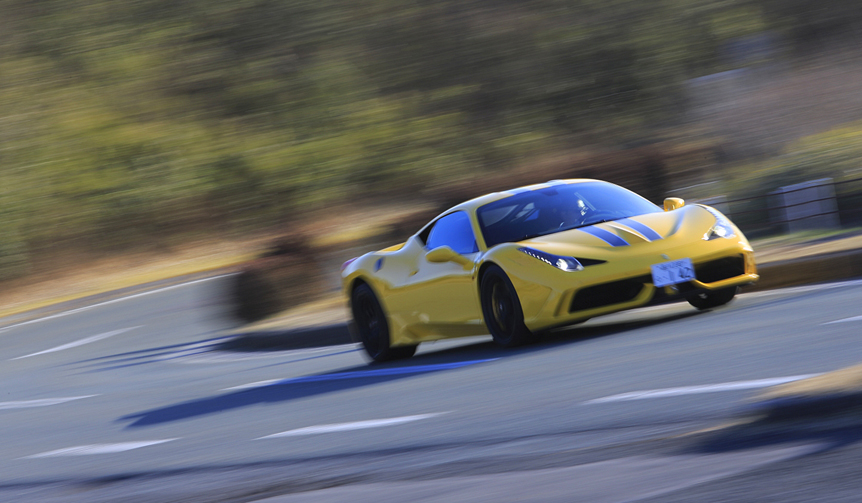 フェラーリ 458 スペチアーレを試乗する｜Ferrari 