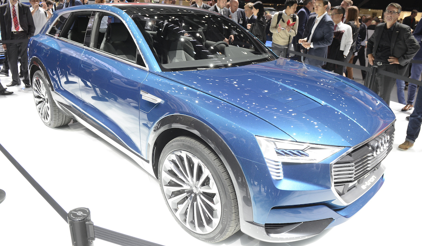 アウディが電気自動車のSUVコンセプトを公開｜Audi