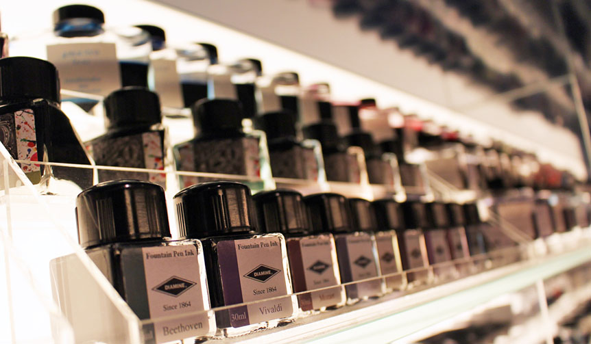 セーラー万年筆とのコラボのオリジナルインク「甲殻類」が万年筆の日に発売｜KINGDOM NOTE