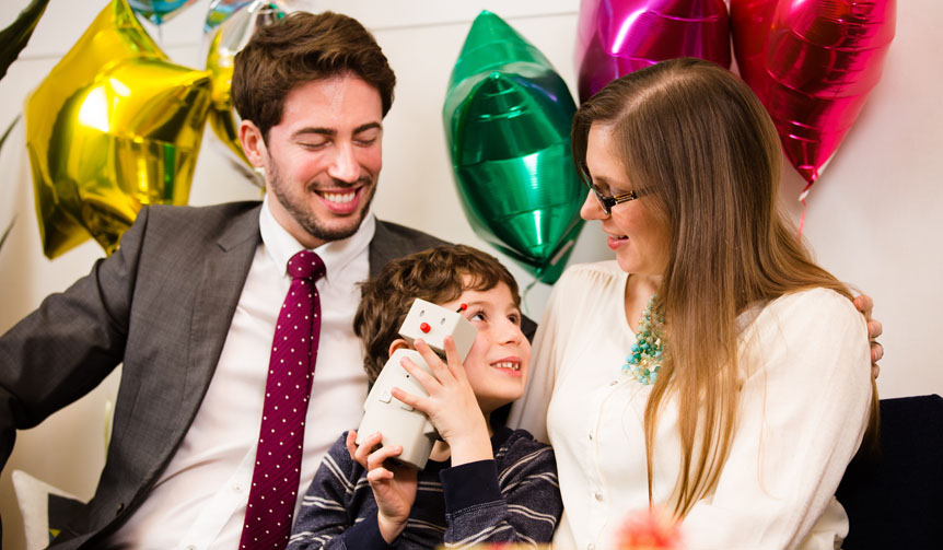 家族を繋ぐコミュニケーションロボット「BOCCO」に注目｜YUKAI Engineering