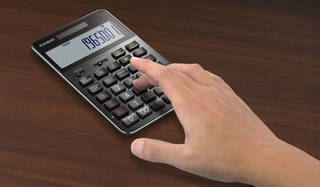 50年の電卓史にあらたな一歩を刻むフラッグシップモデル「S100」発売｜CASIO