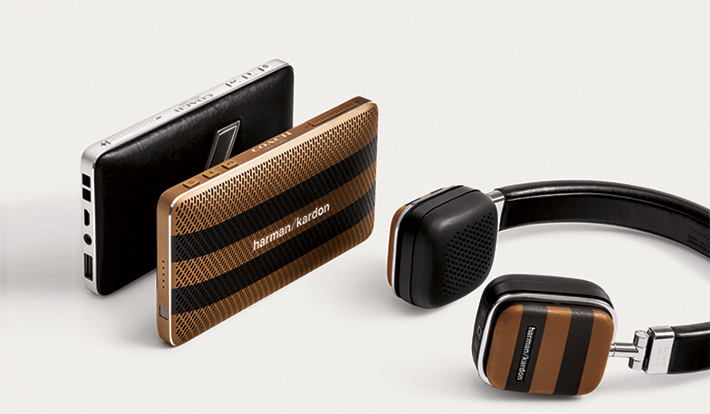 コーチがハーマンカードンとコラボレーション|COACH × Harman Kardon