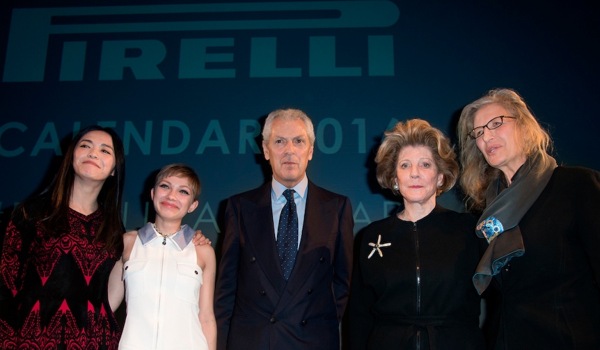 2016年版ピレリカレンダーが登場｜Pirelli