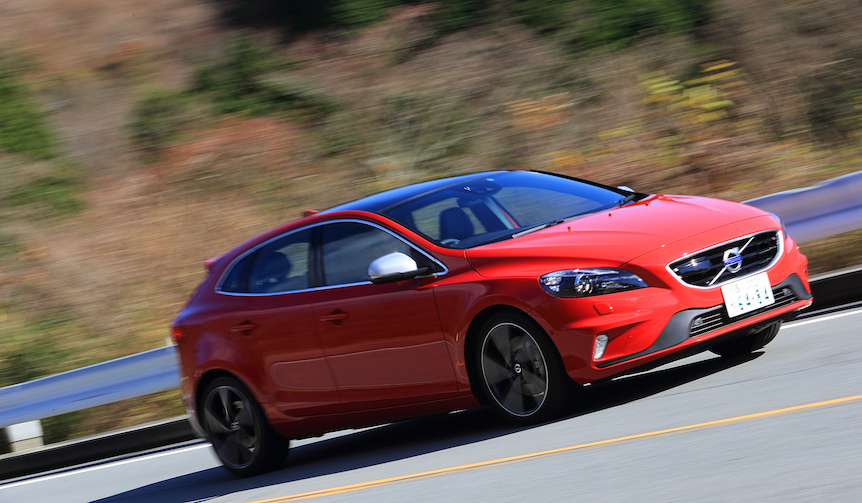 ボルボ V40 D4のスポーティな特別仕様車に試乗|VOLVO