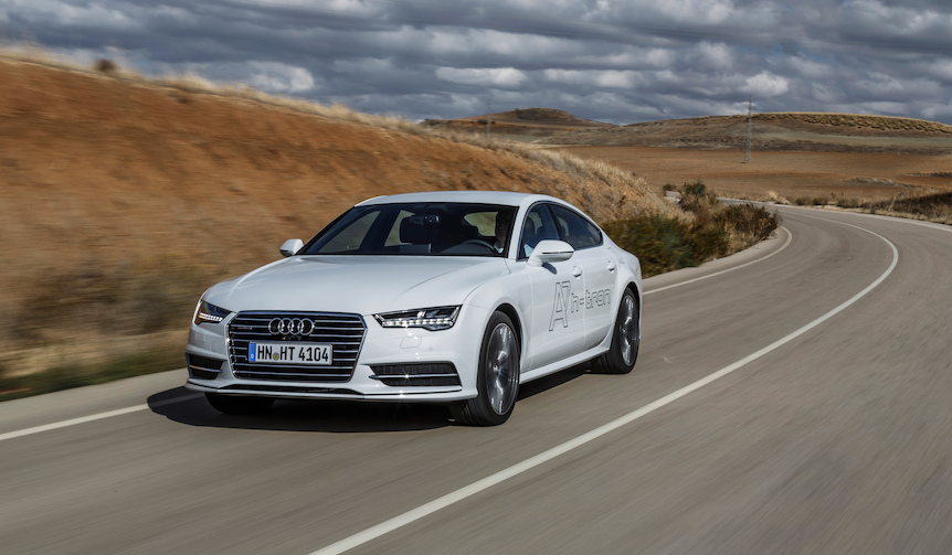 Q7 e-tronとA7スポーツバック h-tronに試乗|Audi