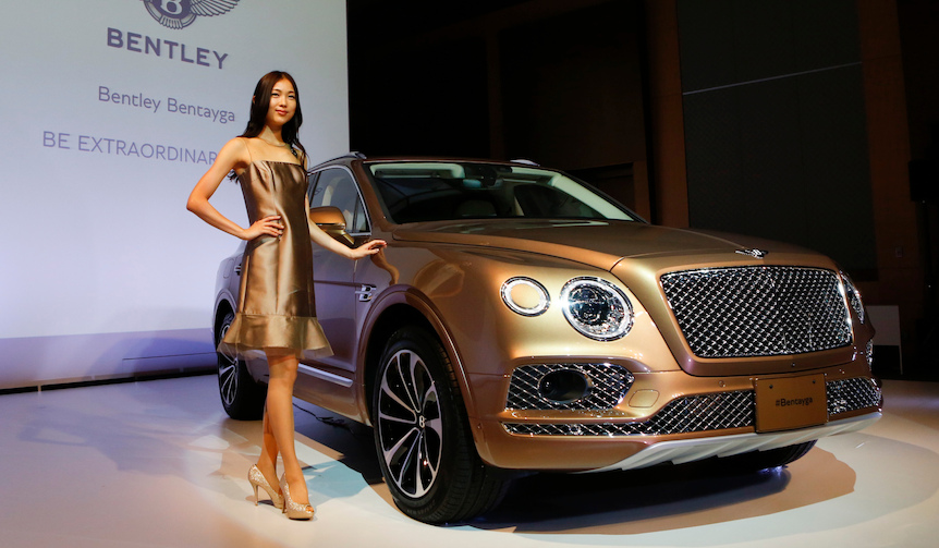ベントレー史上初のSUV「ベンテイガ」日本上陸|Bentley