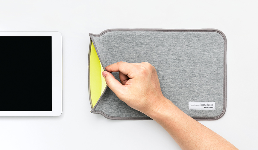 ウェットスーツの素材と独自の形状でiPadをしっかり保護|PERROCALIENTE