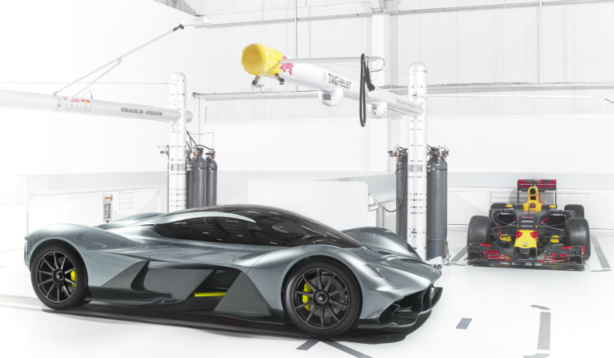 アストンマーティン、レッドブル・レーシングとコラボレーションしたハイパーカーを発表｜Aston Martin