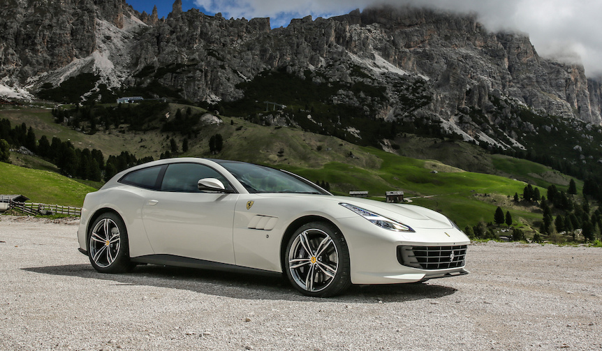 フェラーリ GTC4 ルッソに北イタリアで試乗｜Ferrari