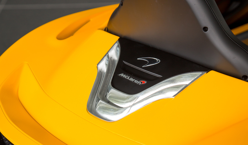 マクラーレン、P1ベースのEVを発表|McLaren