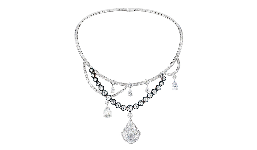 新作ハイジュエリー、「ディオール ア ヴェルサイユ」｜Dior