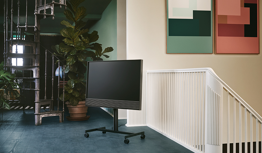 妥協のないミニマリズムと最新技術が融合した4Kテレビ|Bang & Olufsen