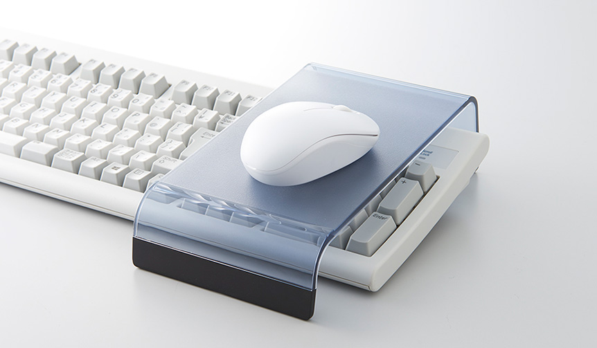 キーボードの上にマウスパッド?問題を解決する新しい形のプロダクト|KING JIM