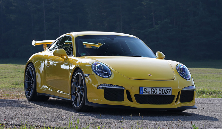 自動車写真の第一人者、小川義文氏による写真展