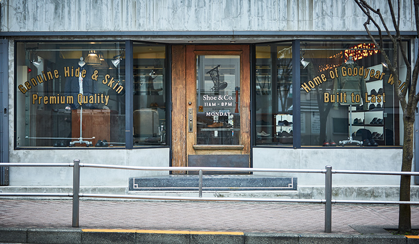 伝統とモダンが息づく普遍の靴｜REGAL