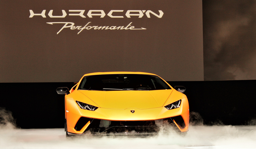 ウラカン ペルフォルマンテ日本上陸|Lamborghini