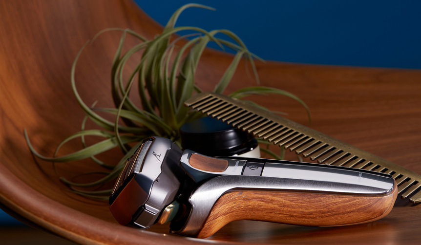 天然木をまとった、数量限定のこだわりラムダッシュが登場｜パナソニック