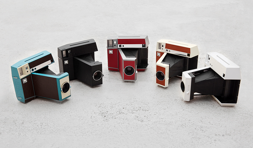 アナログな“スクエア”写真が撮影できる「Lomo’Instant Square」|lomography