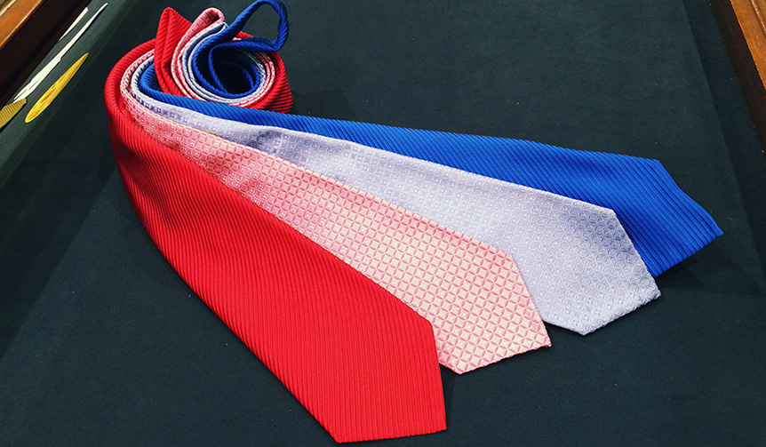 伝統の手技で生み出される7つ折りネクタイ「セッテピエゲ」｜Hayama Shirts