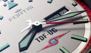 フォルティス発の最新限定モデルは、ウルトラセブンとコラボレート!?｜FORTIS