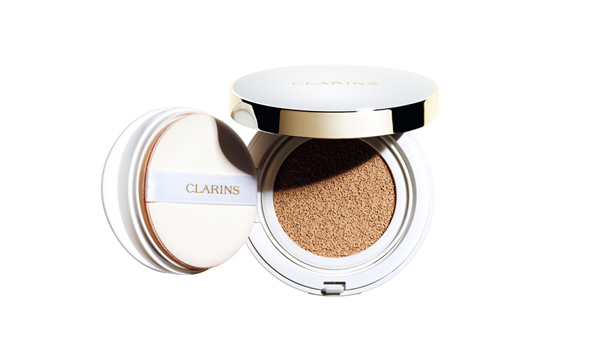 【1/19発売】美しい潤いのツヤ肌が続く、待望のクッションファンデーション登場|CLARINS