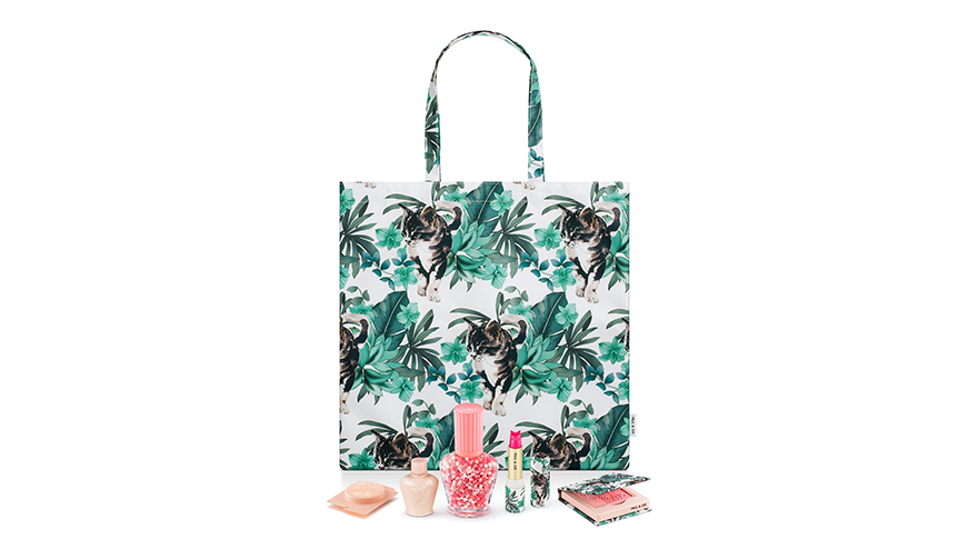 阪急うめだ本店で限定アイテム満載のスペシャルイベントを開催｜PAUL & JOE BEAUTE