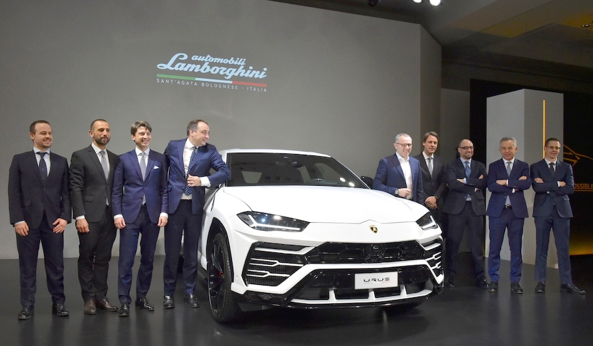 ランボルギーニのスーパーSUV「ウルス」を日本初公開|Lamborghini