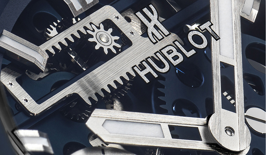 メカニカルブルーの世界へ。「ビッグ・バン メカ-10 ブルーセラミック」｜HUBLOT