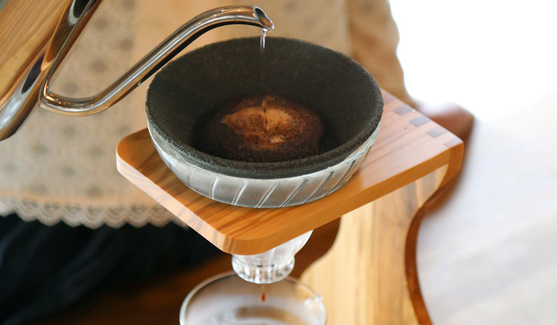 ドリップコーヒー新時代！ 繰り返し使えるセラミック製フィルター｜ARIGATO GIVING