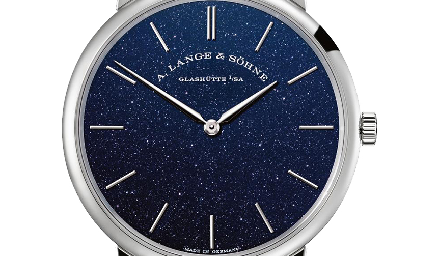 青銅色の星々が文字盤にきらめく新作「サクソニア・フラッハ」｜A.LANGE＆SÖHNE