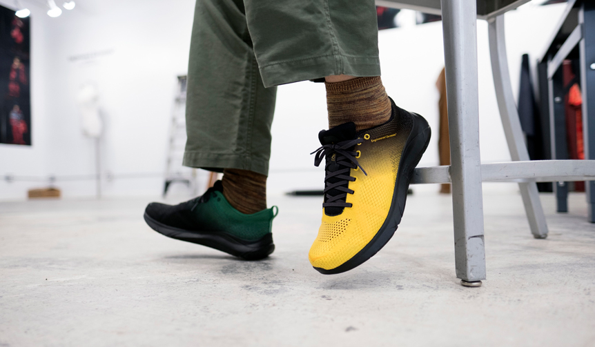 エンジニアド ガーメンツによる別注ホカ オネ オネがついに発売！｜HOKA ONE ONE