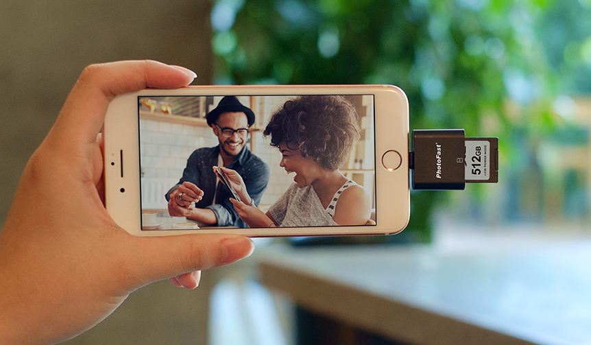 iPhone X 対応。SDカードリーダー搭載の外部ストレージ|PhotoFast