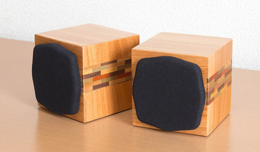 箱根寄木細工を活かした小型密閉型キューブスピーカー｜Soudfort