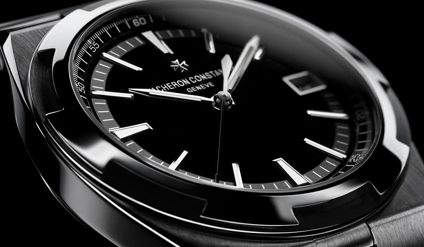 メタリックな輝きに縁どられた、漆黒ダイアルのオーヴァーシーズ｜VACHERON CONSTANTIN