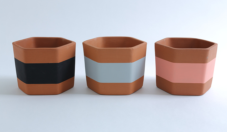 ポストモダン期のデザインを彷彿とさせる、イギリス発の植木鉢｜DARKROOM